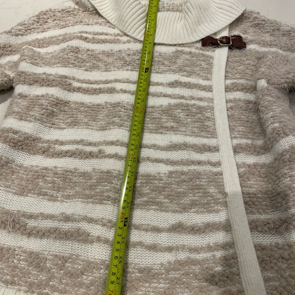 Calvin Klein Oversized Sweater - Picture 4 of 4